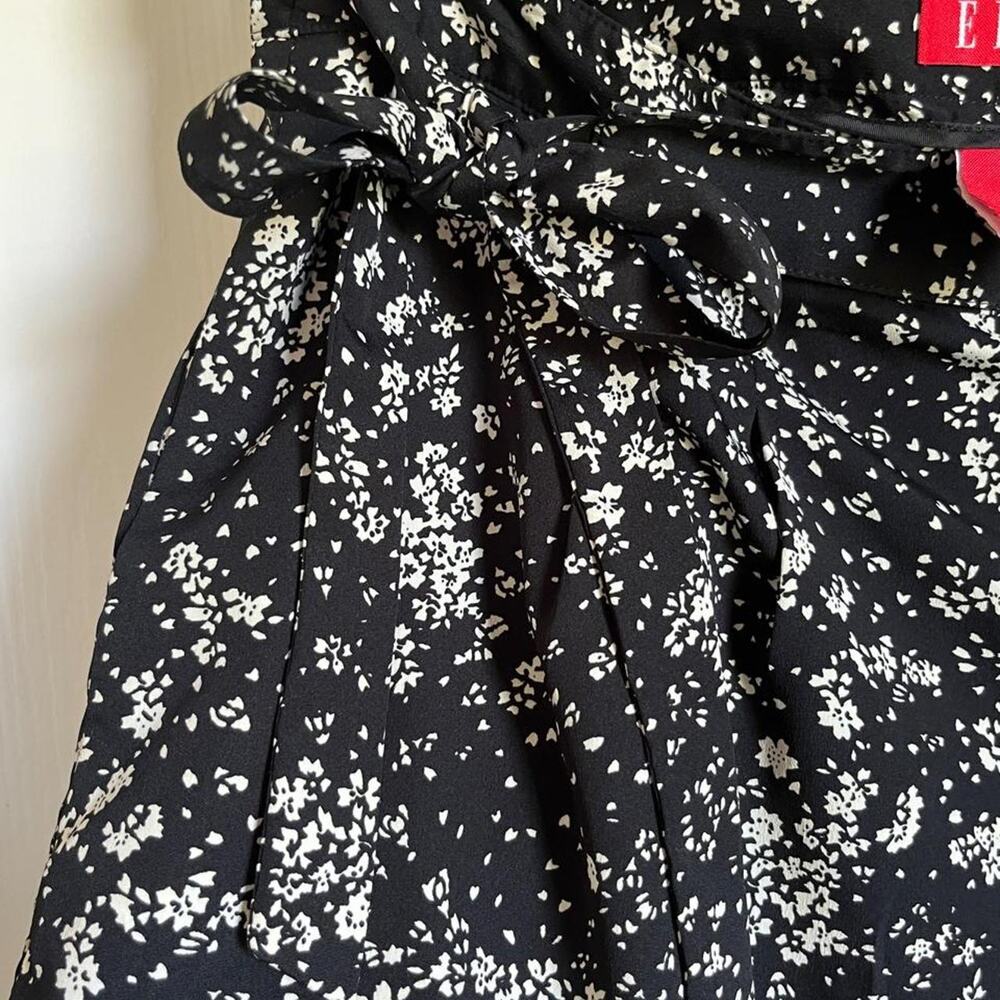 Elle Floral Tie-Waist shorts size 8